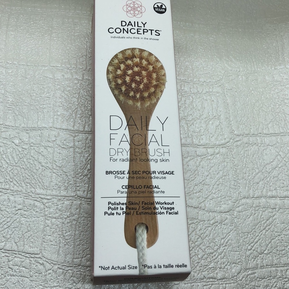 Daily Concepts Facial Dry Brush.